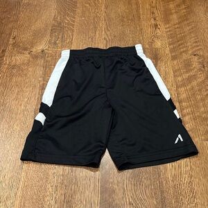 Alive Boys Shorts Black and White Size Large